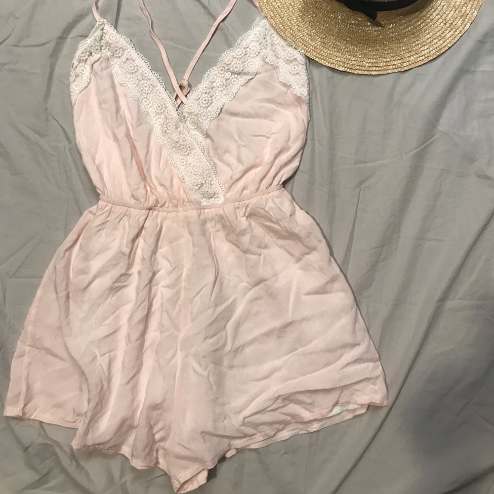 FOREVER 21 PinkRomper/Floral/LaceNeckline